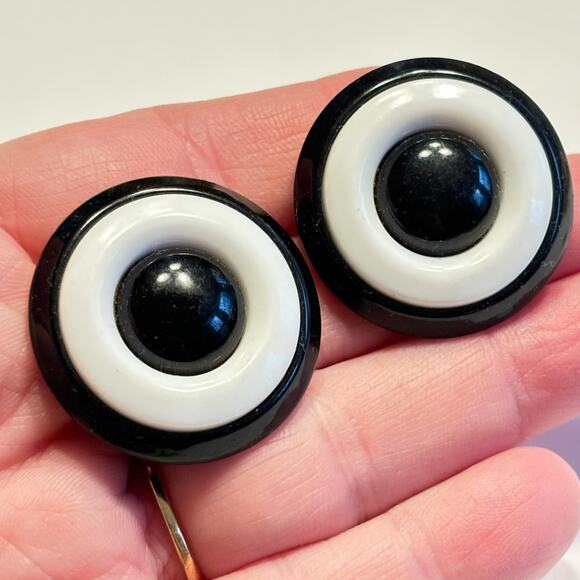 Pierced earrings retro black & white circles monochrome rounds vintage 1980s - Picture 4 of 6